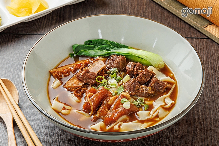 下山紅燒牛三寶(寬扁麵)