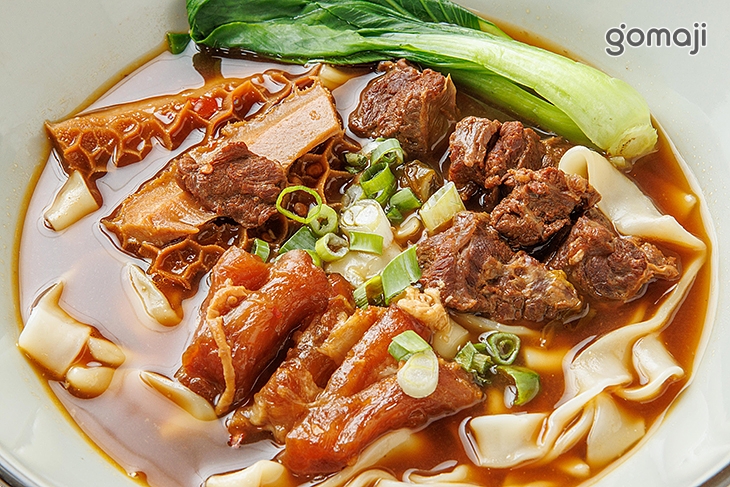 下山紅燒牛三寶(寬扁麵)