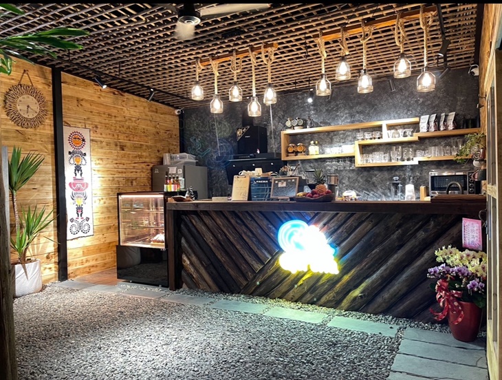 這浬咖啡文創所(頭城店)