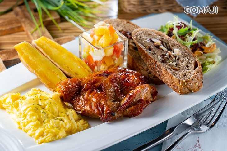 酥烤義式香料雞腿排