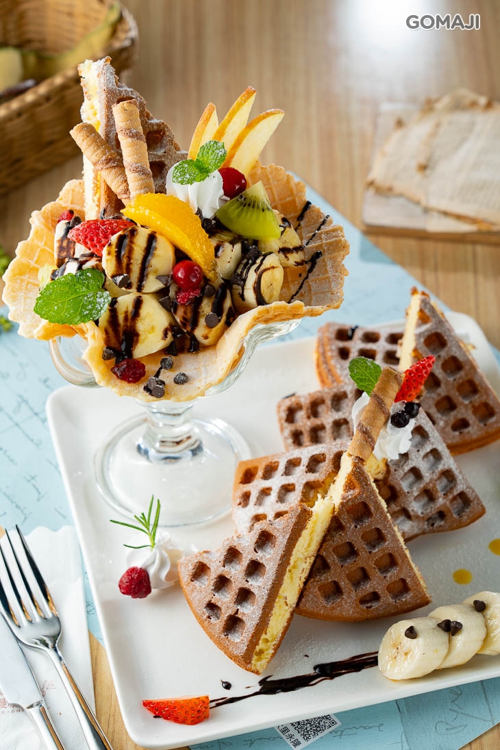 綜合野莓冰淇淋鬆餅