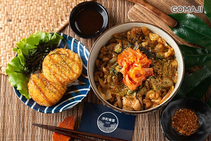 泡菜壽喜雞丼 + 日式可樂餅一份