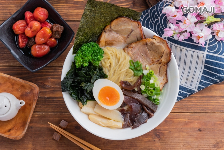 香濃豚骨白拉麵