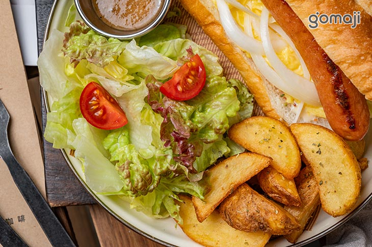 德式香腸潛艇堡