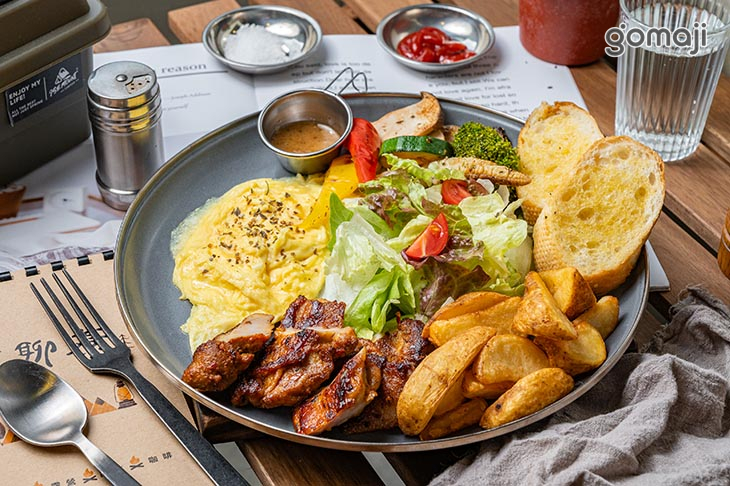 匈牙利雞肉早午餐盤