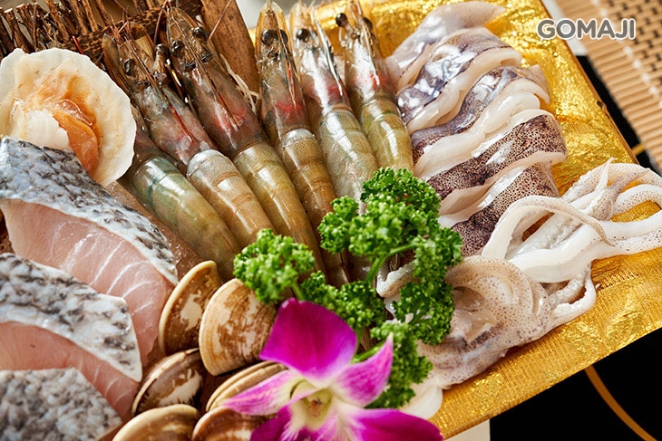 鯛魚＋鱸魚＋國宴魚+白蝦+扇貝+鮑魚+軟絲+蛤蜊