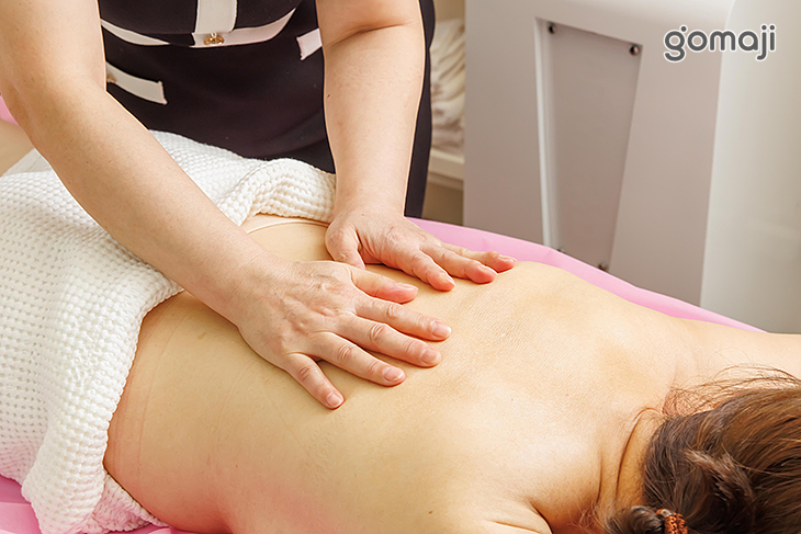 經絡背部手技按摩