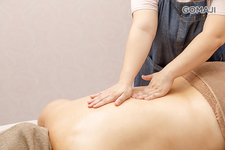 全背部及大腿至小腿深層肌肉放鬆