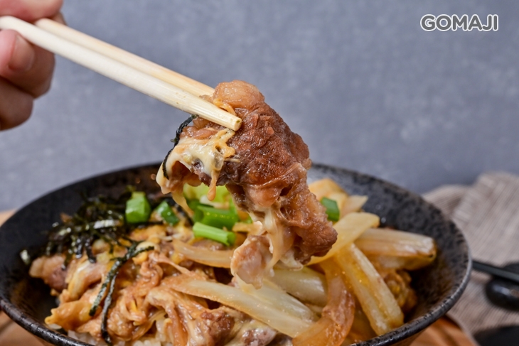 牛肉丼飯