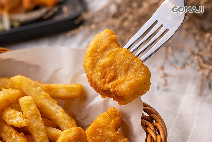 炸物小拼盤(雞塊+薯條)