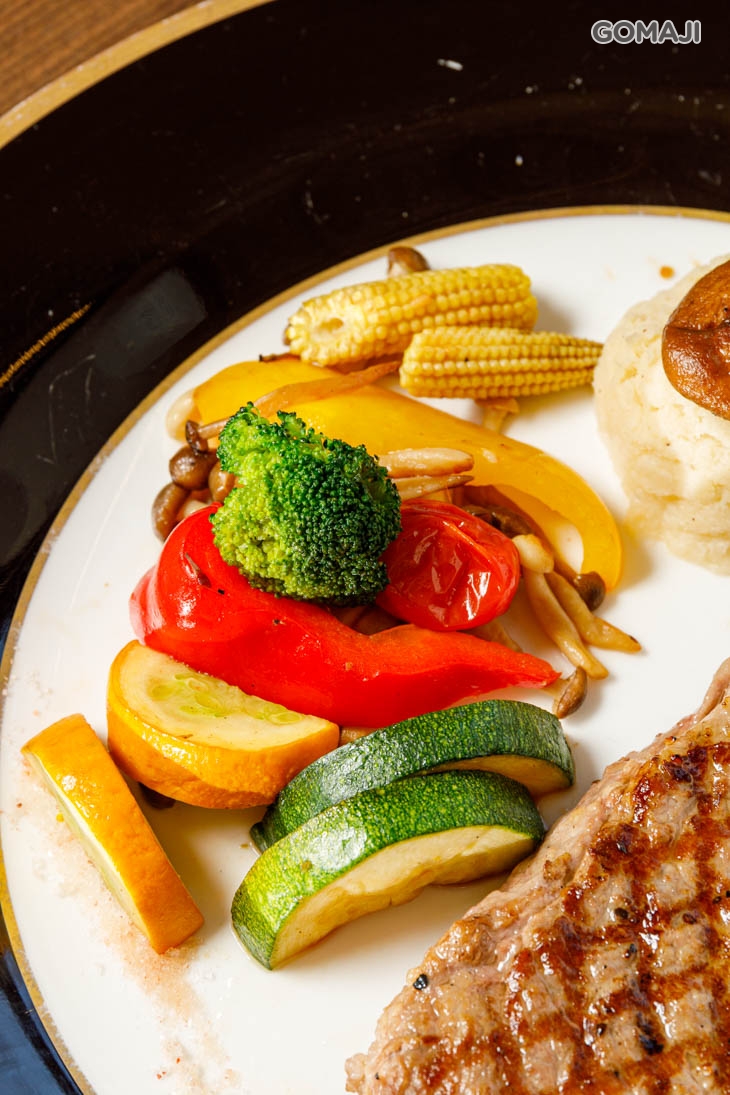 濕式熟成頂級肋眼牛排