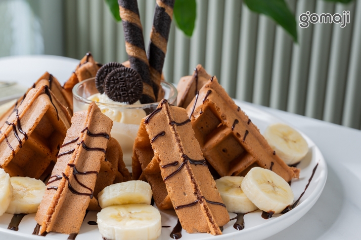 香蕉巧克力冰淇淋鬆餅