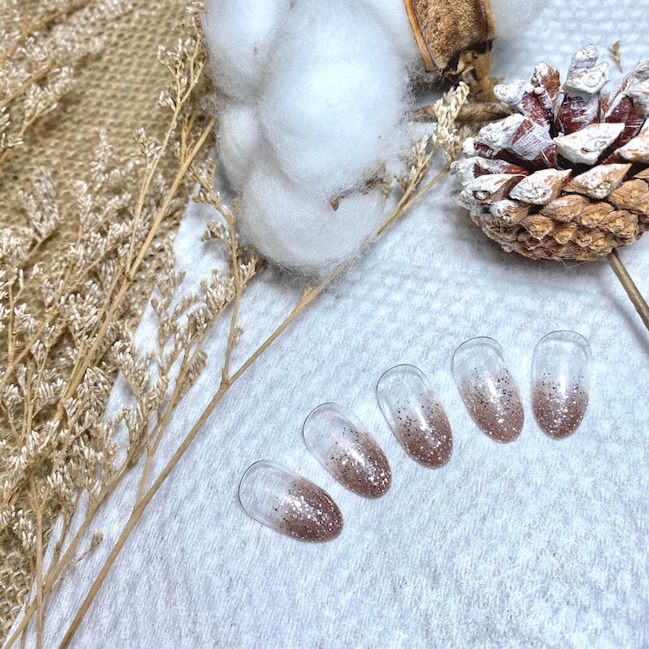 .手部基礎保養+凝膠指甲