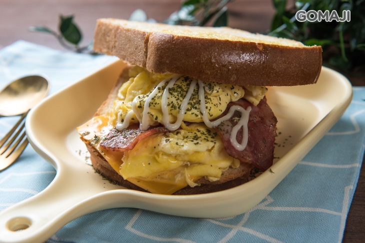 滋滋培根起司嫩蛋