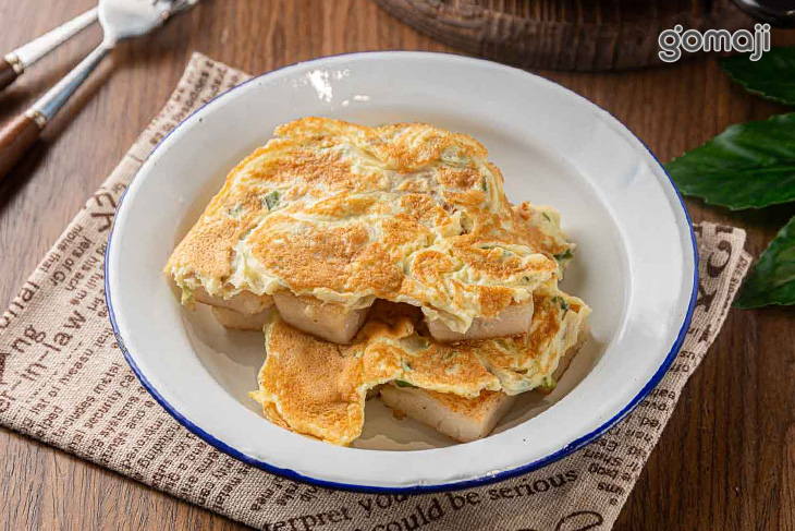 蘿蔔糕兩片+蔥蛋