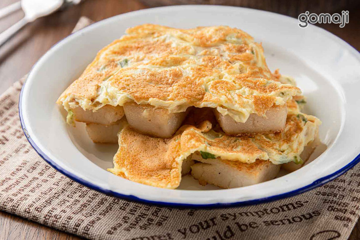 蘿蔔糕兩片+蔥蛋