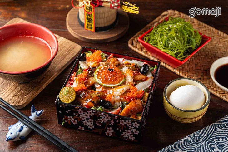 蒲燒星鰻比目魚鰭寶盒