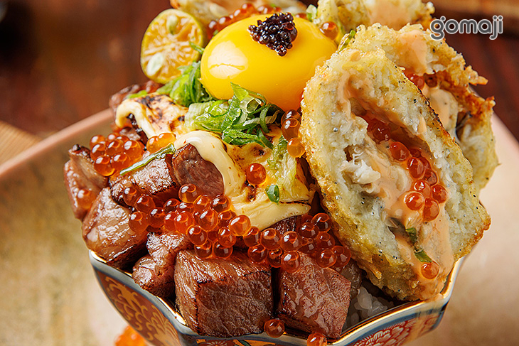 日本生蠔和牛月見起司丼