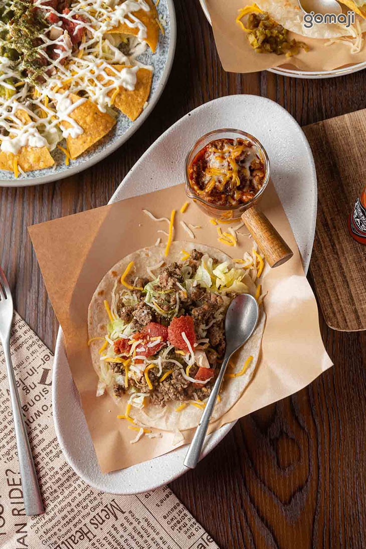 紅酒燉肉醬塔可