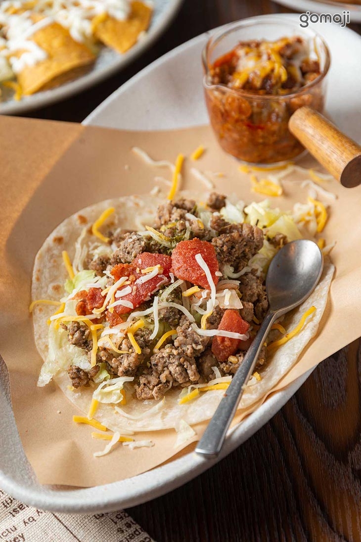 紅酒燉肉醬塔可