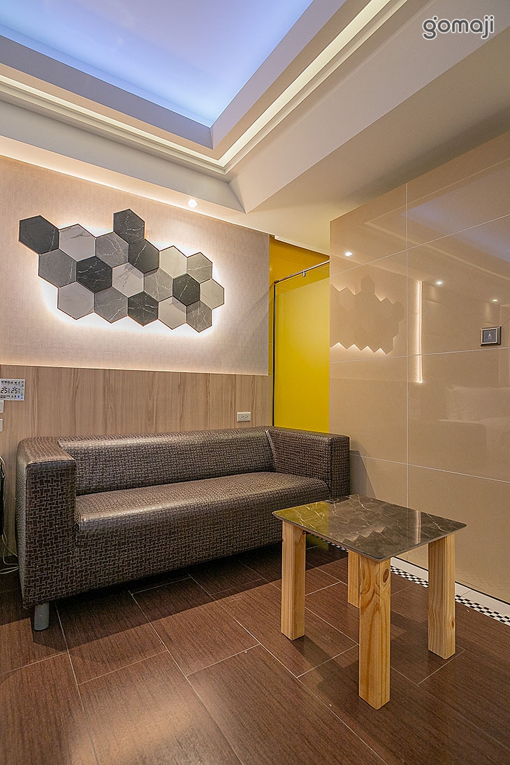 豪華雙人車庫房