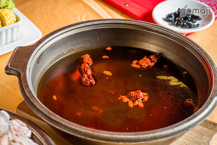 雲南黑蒜養生湯