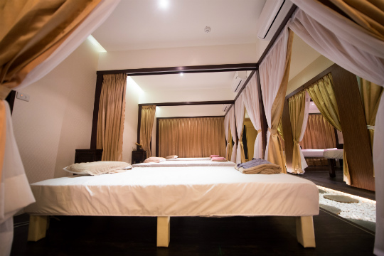 札芭麗泰式養生SPA館