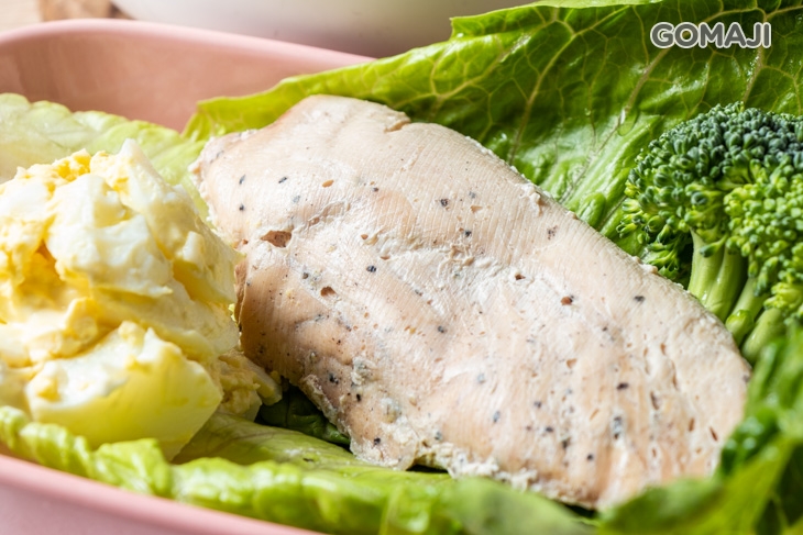 舒肥雞肉薯泥蔬果蛋沙拉