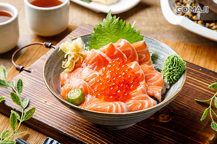 鮭魚親子丼