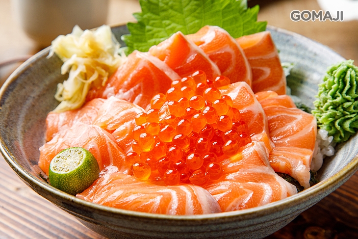 鮭魚親子丼