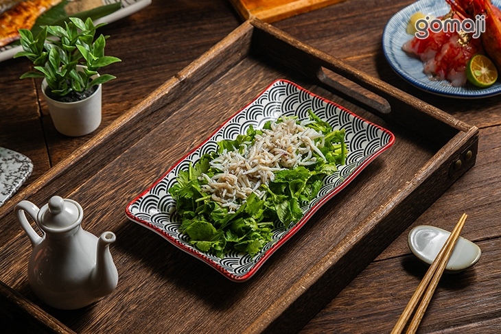吻仔魚香菜沙拉