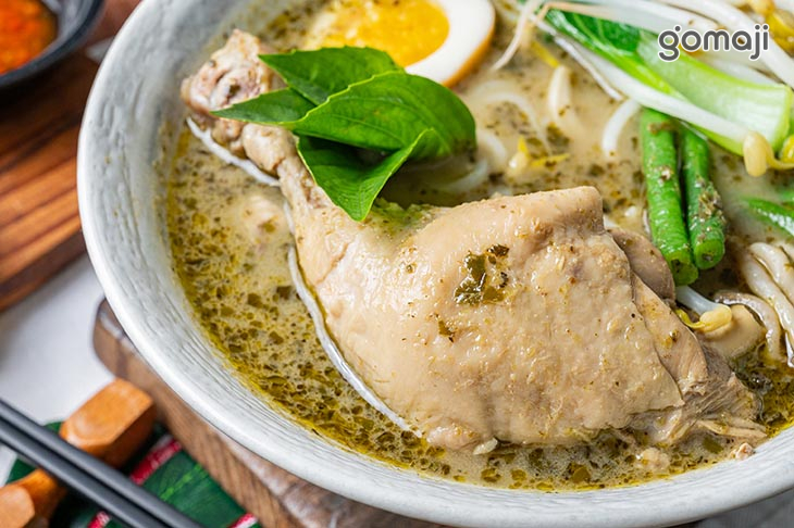 泰式綠咖哩雞麵