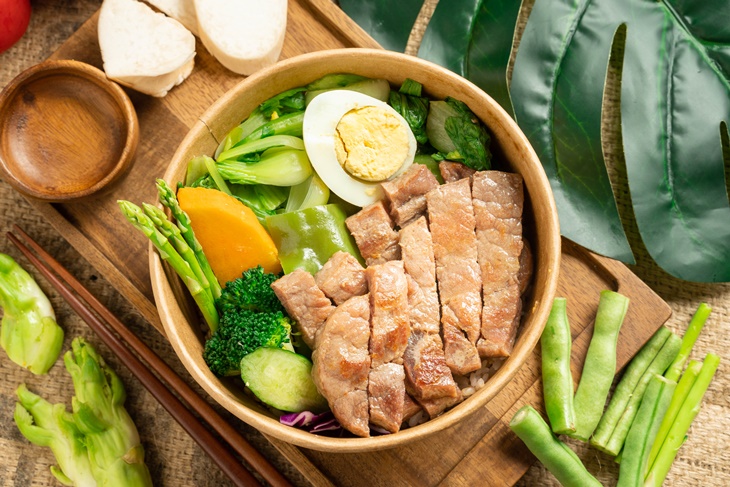  去骨香煎海鹽牛小排餐盒