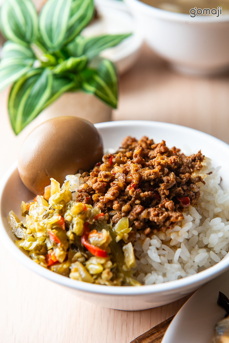 麻辣肉燥便當
