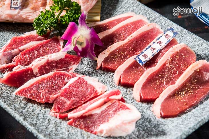 伊比利角切豬＋伊比利松阪豬＋櫻桃鴨胸