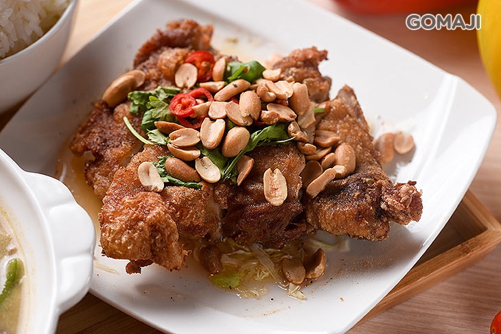 綠咖哩香檸雞腿排