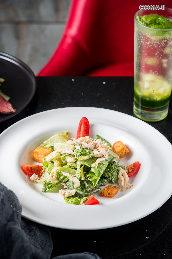 手撕雞肉凱薩沙拉