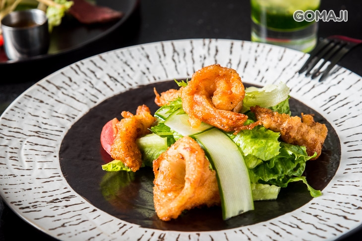 酥炸海鮮金桔沙拉