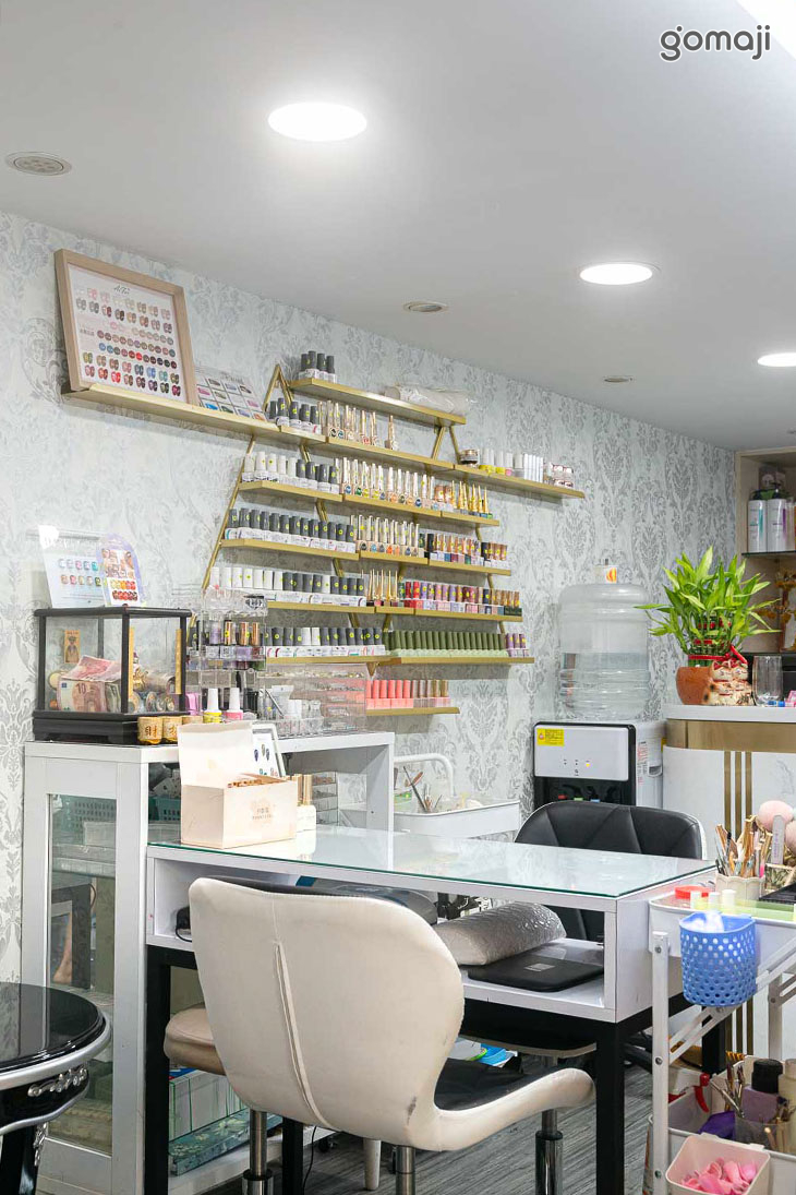 朵渼美甲美睫美容