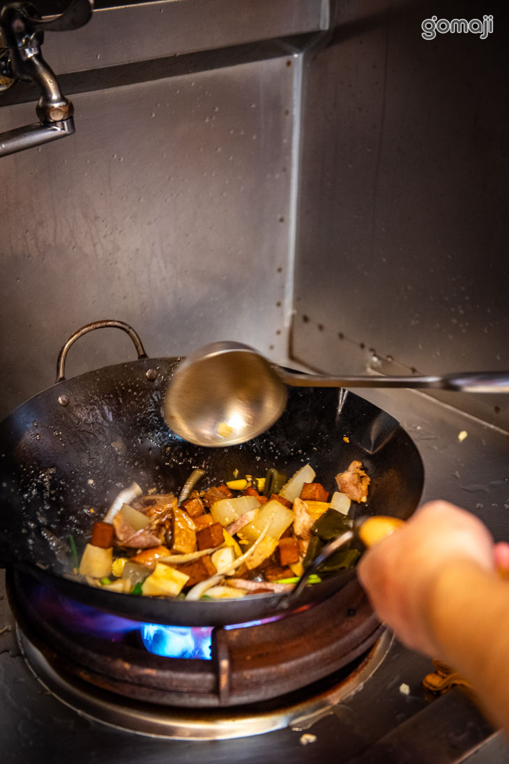 大雄煙燻滷味(安南店)