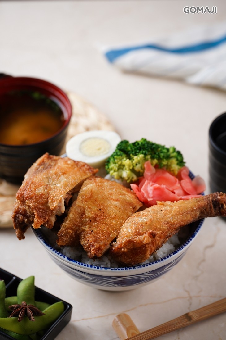 酥香霸王雞腿丼飯