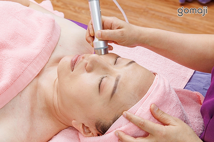 維C透亮精華液導入