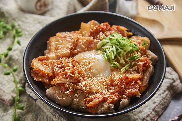 韓式泡菜壽喜燒(半熟蛋)(野豚)