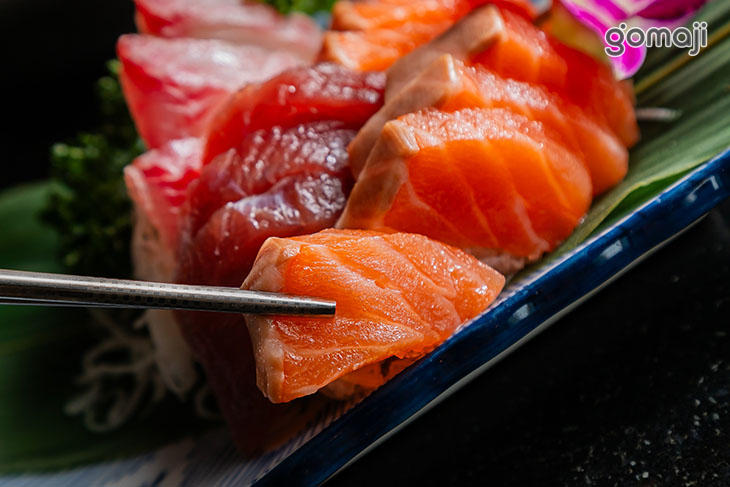 生魚片