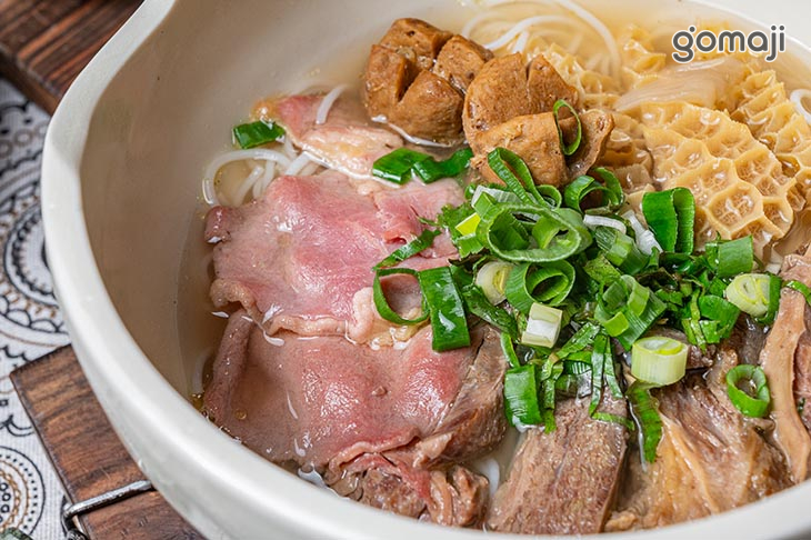 清燉湯米線-綜合牛肉