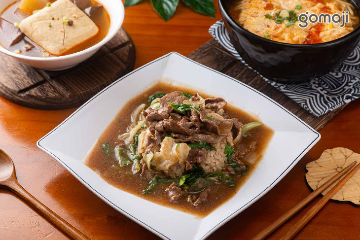 牛肉燴飯