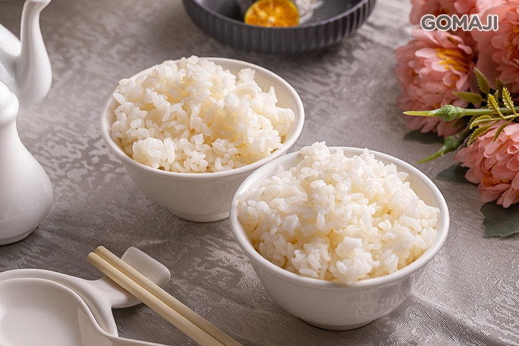 兩碗白飯