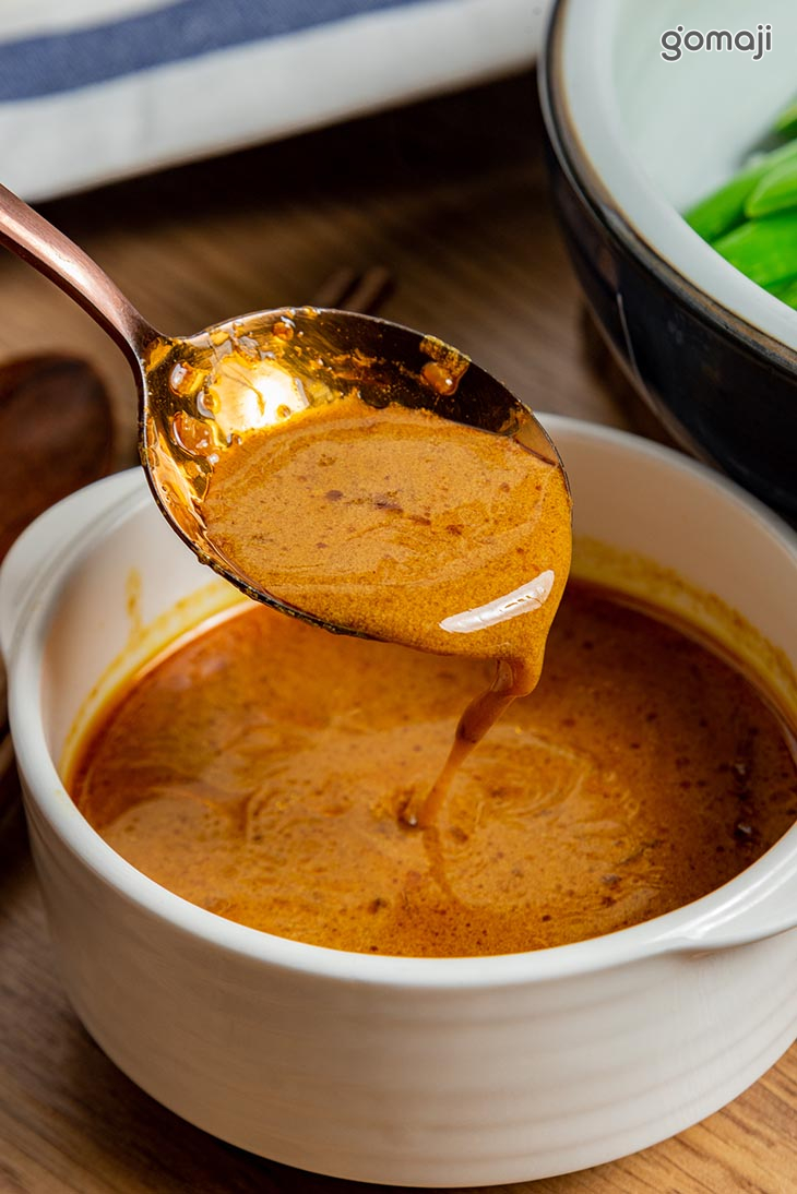 咖哩香茅梅花豬排飯