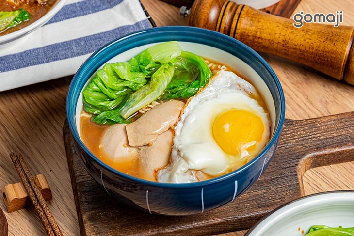 腰花出前一丁公仔麵