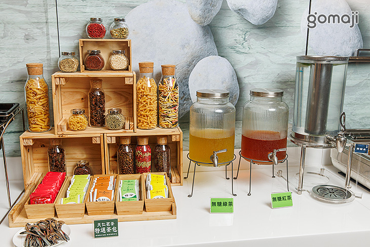各式飲品